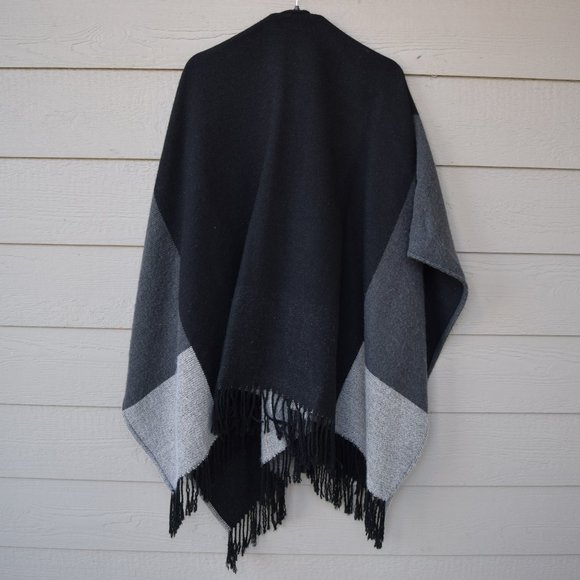 Sweater Wrap - Picture 3 of 6